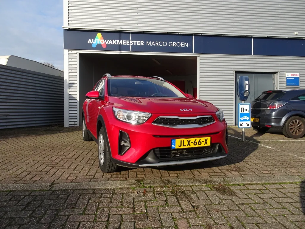 Kia Stonic (2022) — foto 1