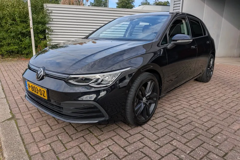 Volkswagen Golf (2020)