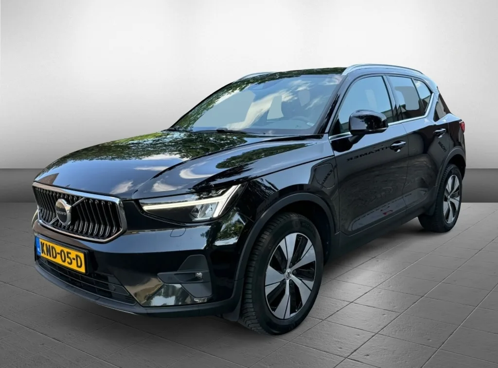 Volvo XC40 (2023) — foto 1