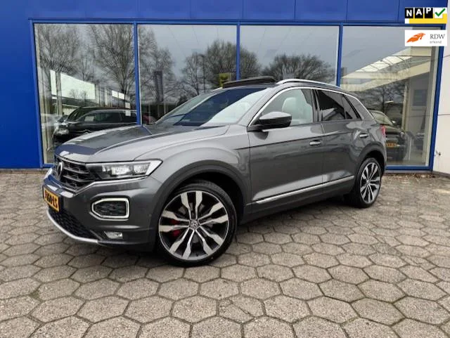 Volkswagen T-Roc (2018) — foto 1