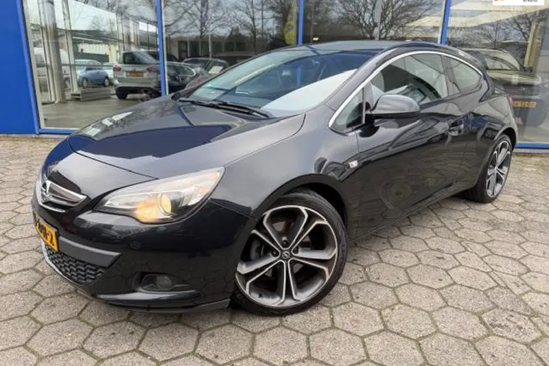 Opel Astra (2013)