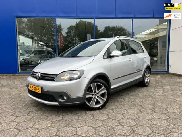 Volkswagen Golf (2012) — foto 1