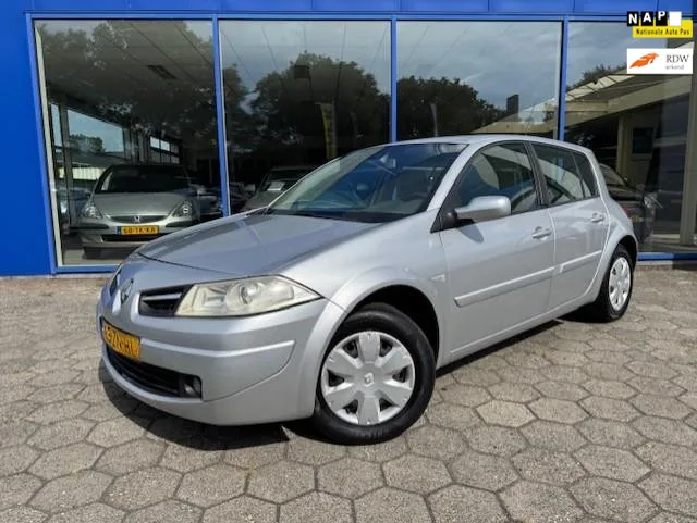 Renault Mégane (2008) — foto 1