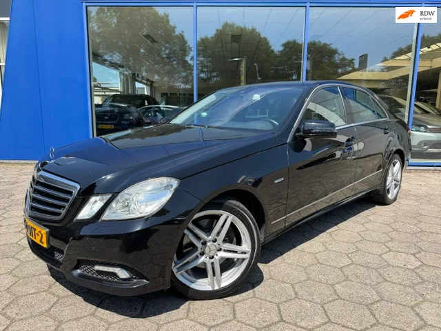 Mercedes-Benz E-Klasse (2010) — foto 1