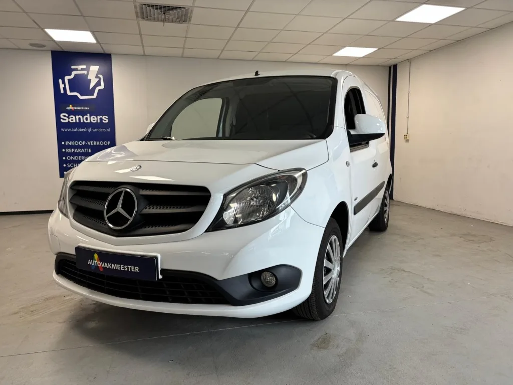 Mercedes-Benz Citan (2017) — foto 1