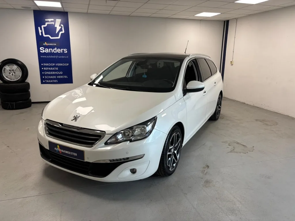 Peugeot 308 (2015) — foto 1