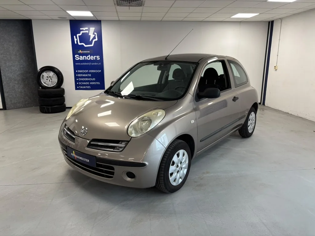 Nissan Micra (2006) — foto 1