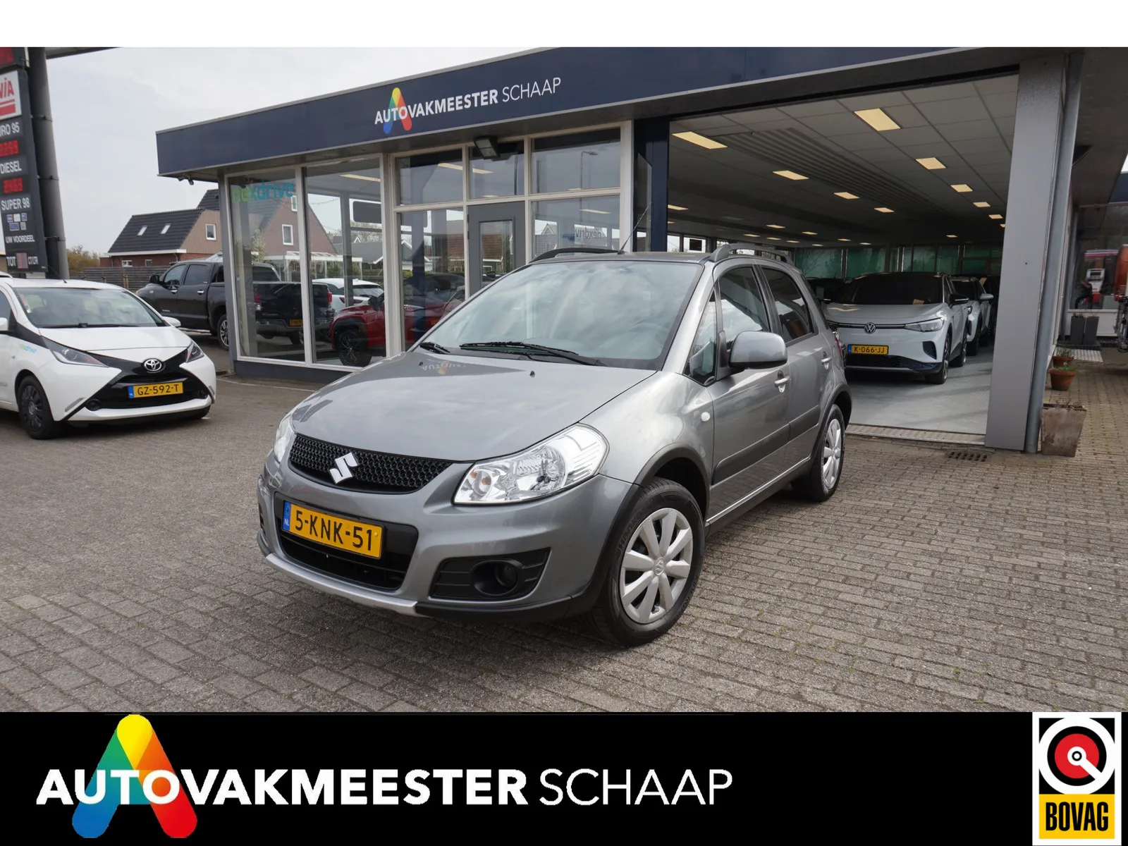 Suzuki SX4 (2013) — foto 1