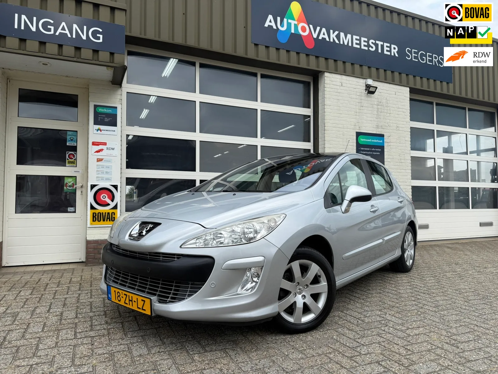Peugeot 308 (2008) — foto 1