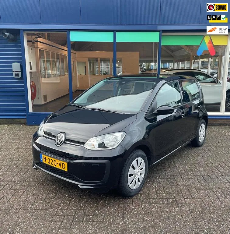 Volkswagen Up! (2022) — foto 1