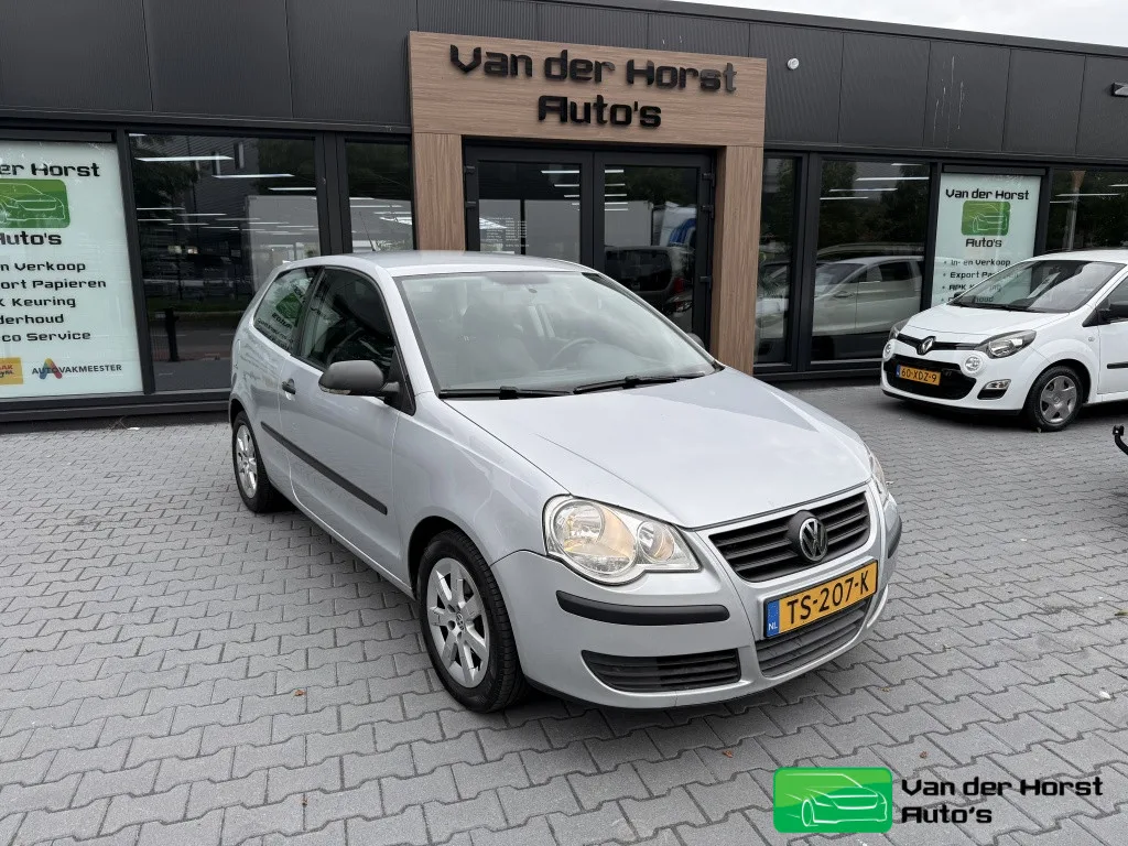 Volkswagen Polo (2008) — foto 1