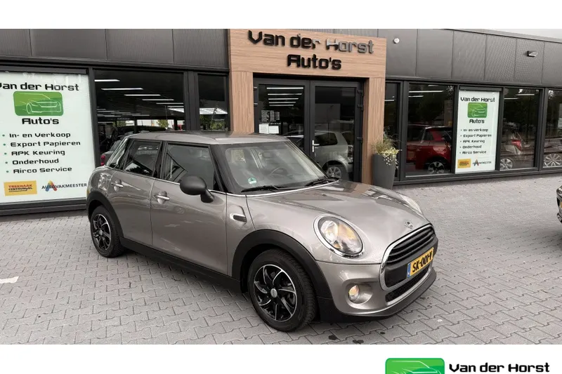 MINI One (2018)