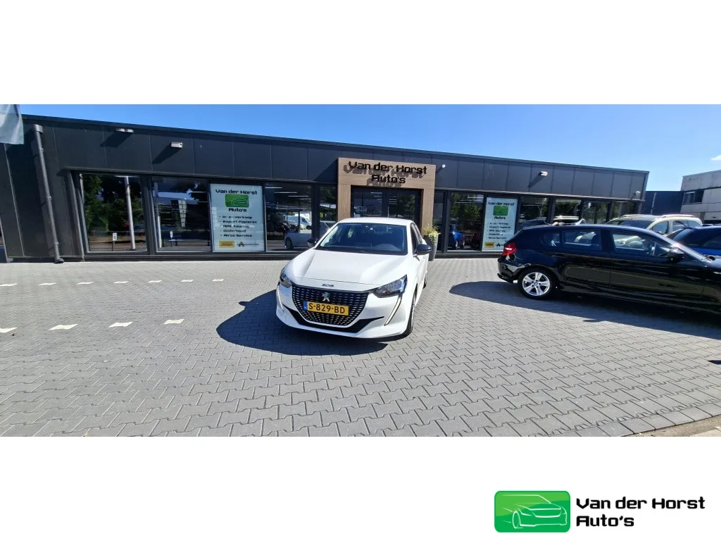 Peugeot 208 (2023) — foto 1