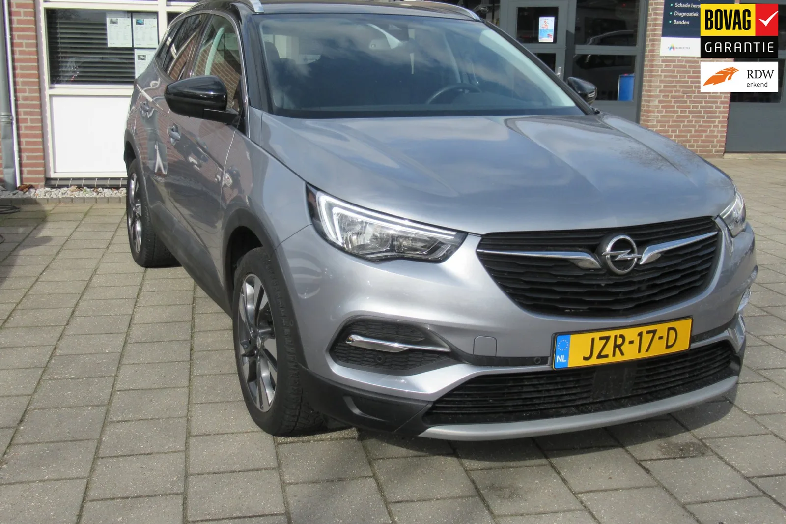 Opel Grandland (2018) — foto 1