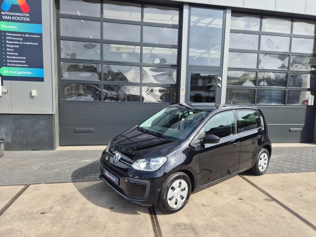 Volkswagen Up! (2020) — foto 1