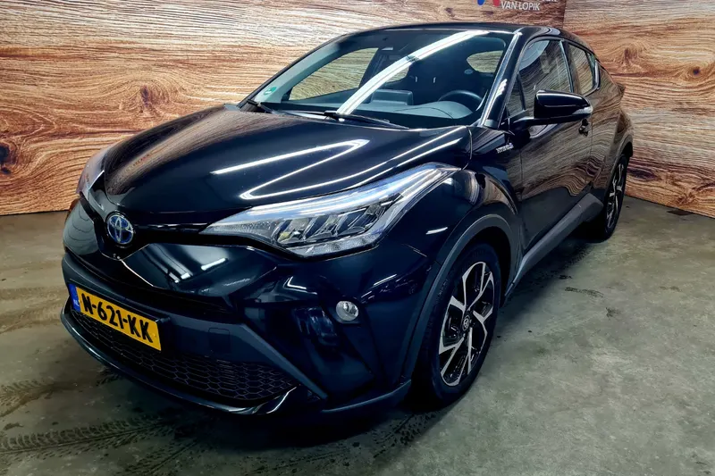 Toyota C-HR (2021)
