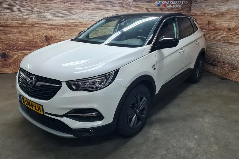 Opel Grandland (2021)
