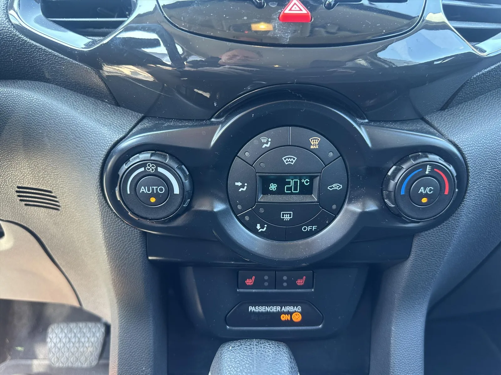 Ford EcoSport (2017) — foto 1