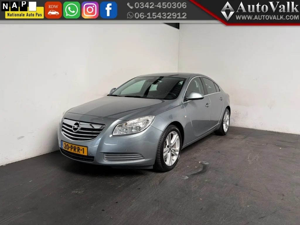 Opel Insignia (2011) — foto 1