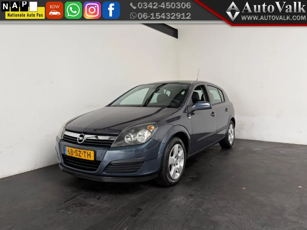 Opel Astra (2006) — foto 1