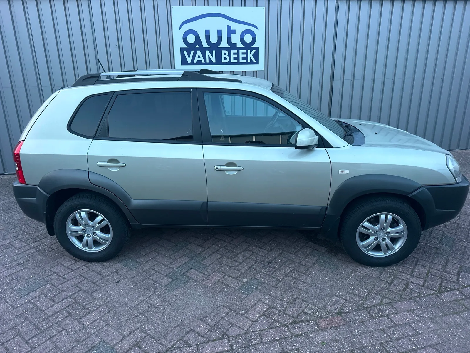 Hyundai Tucson (2008) — foto 1