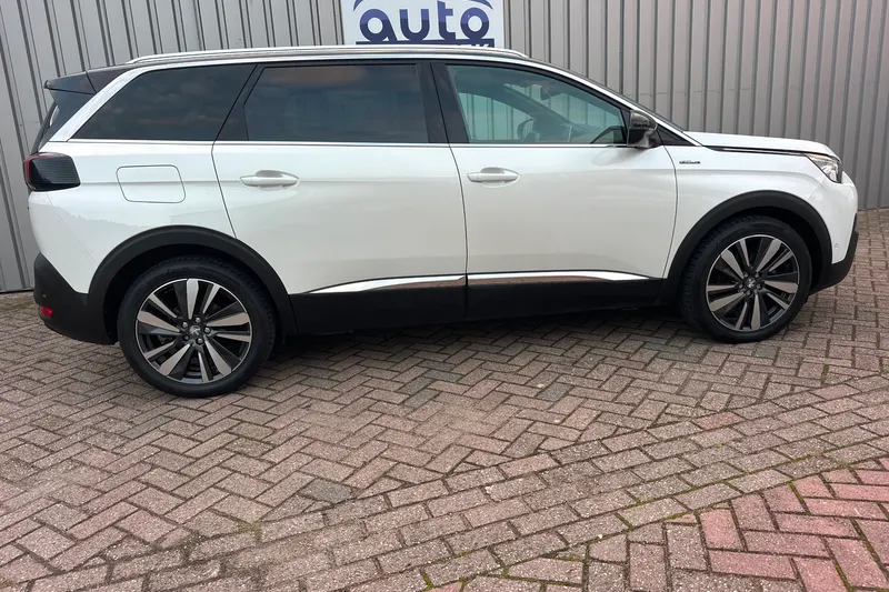 Peugeot 5008 (2018)