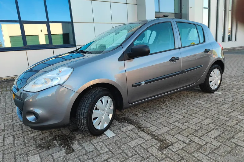 Renault Clio (2009)