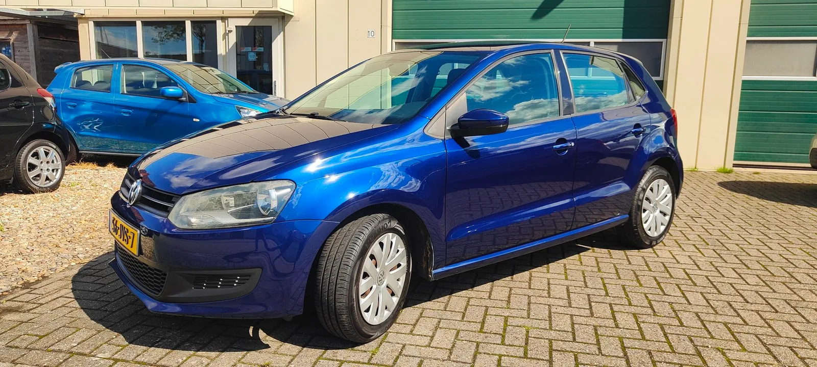 Volkswagen Polo (2009) — foto 1