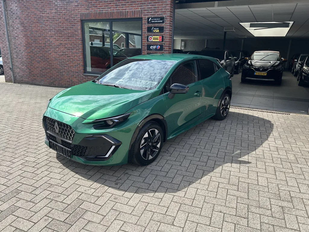 Renault Clio (2026) — foto 1