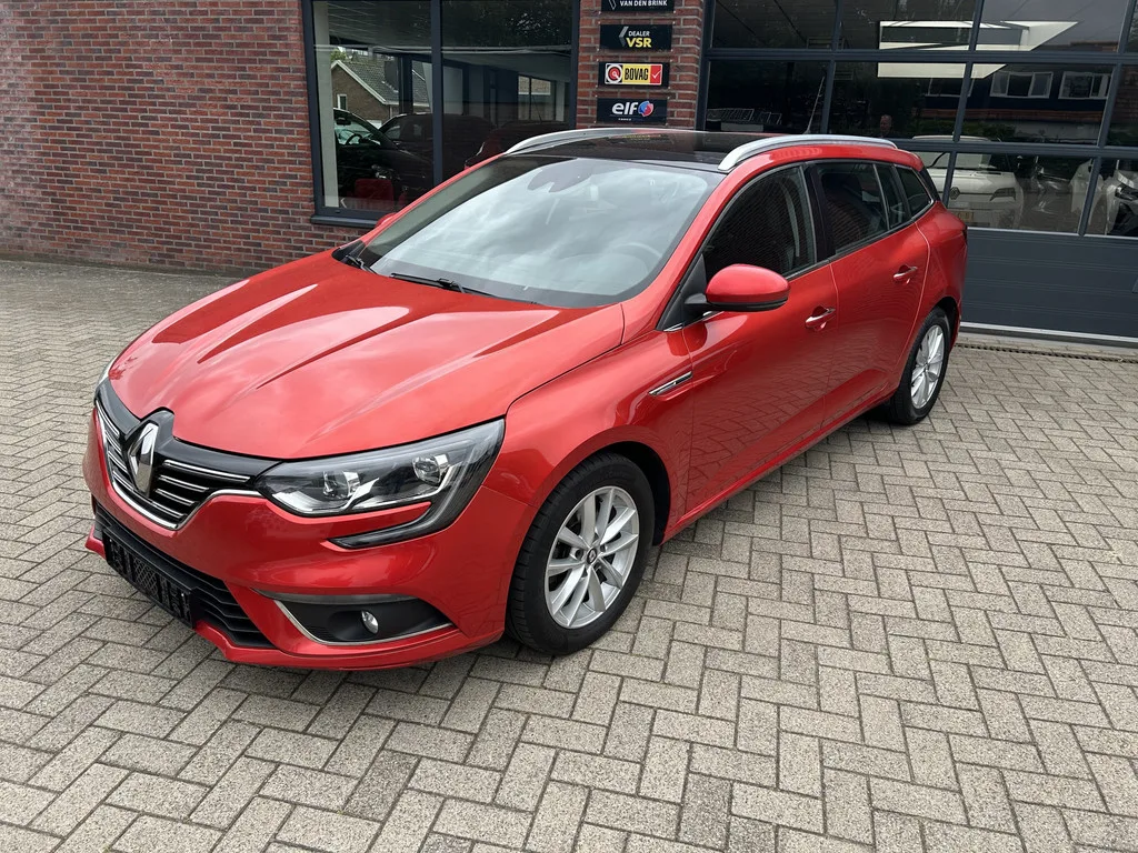 Renault Mégane (2018) — foto 1