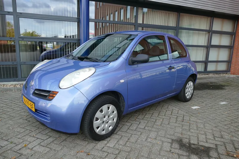 Nissan Micra (2004)