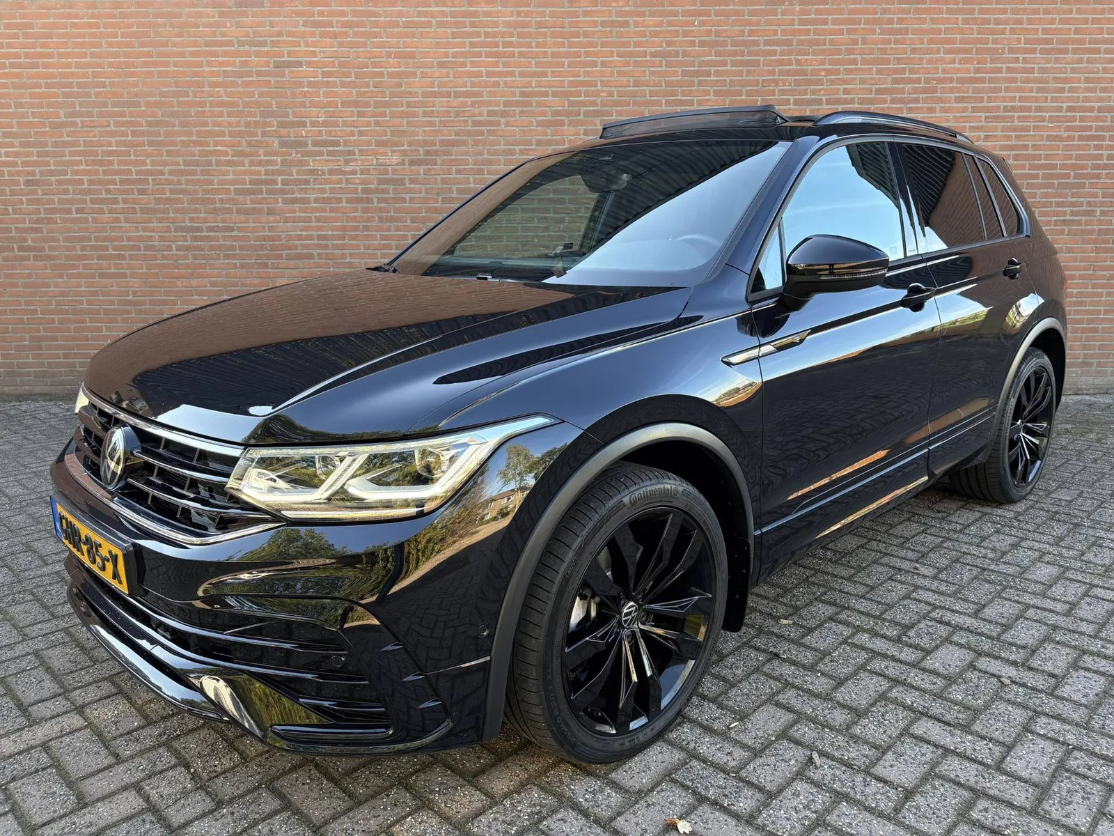 Volkswagen Tiguan (2023) — foto 1