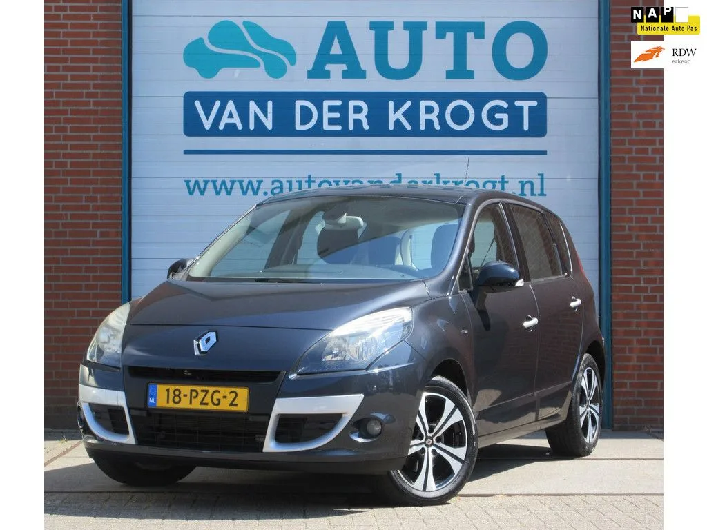 Renault Scénic (2011) — foto 1