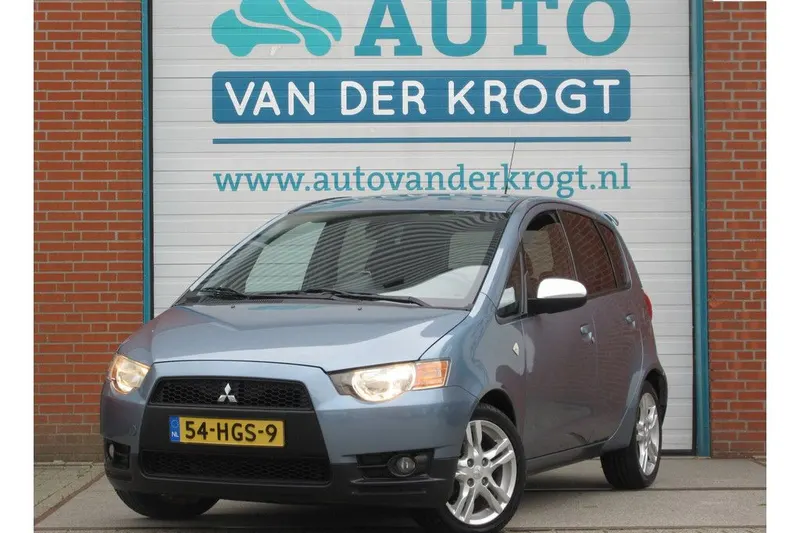 Mitsubishi Colt (2008)