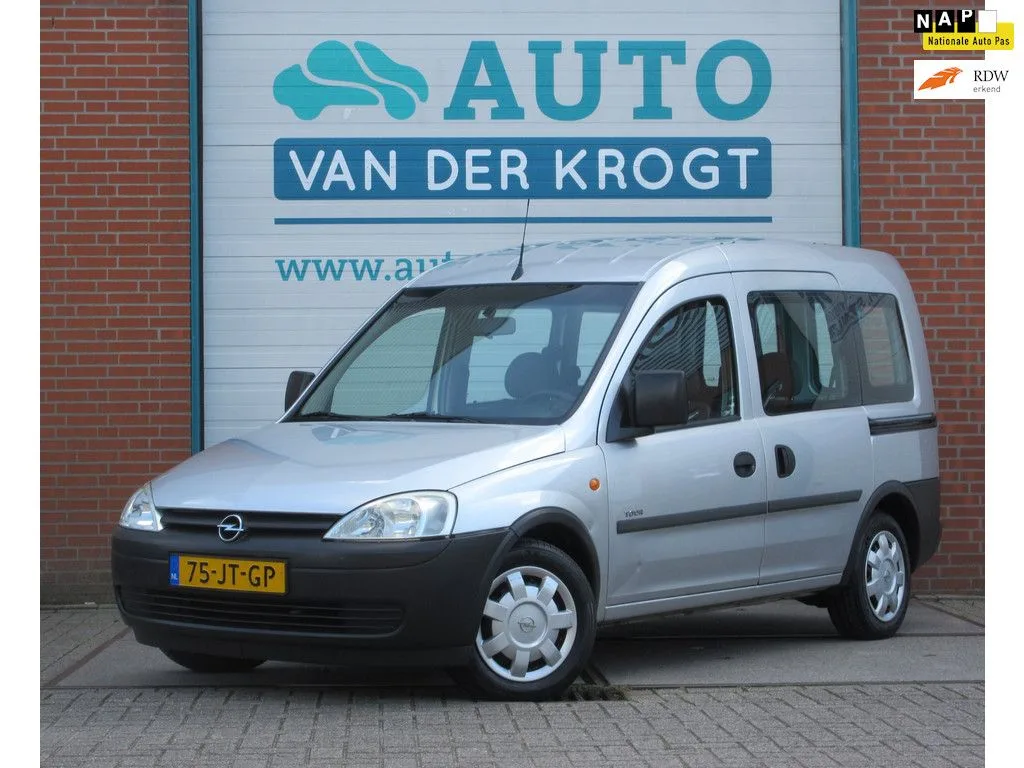 Opel Combo Tour (2002) — foto 1