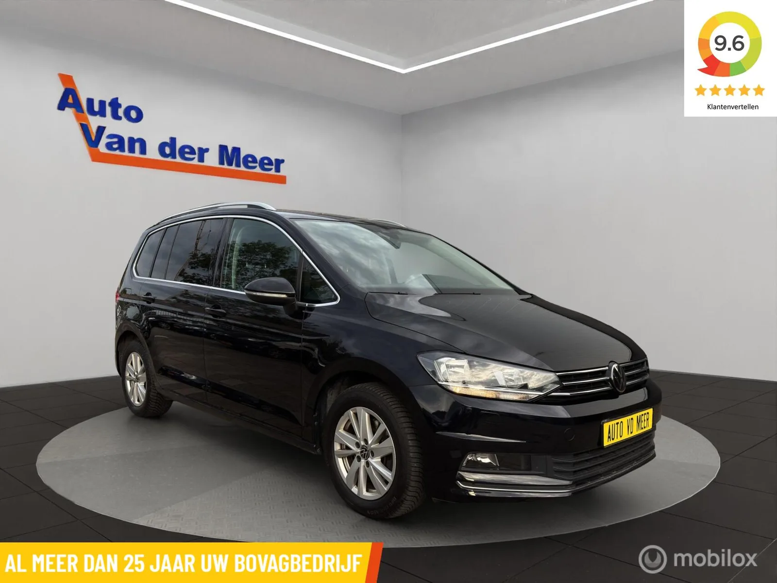 Volkswagen Touran (2023) — foto 1