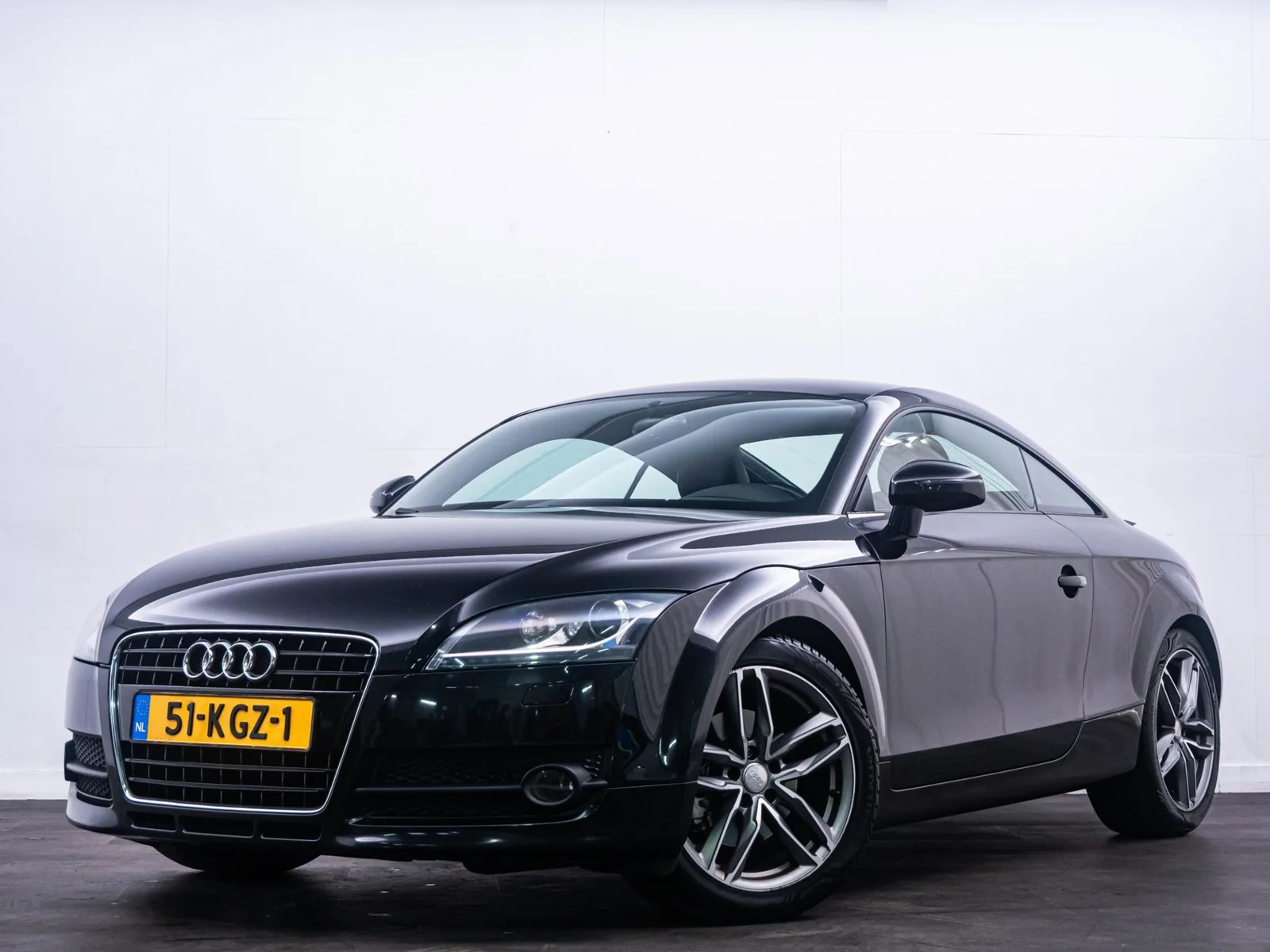 Audi TT (2006) — foto 1