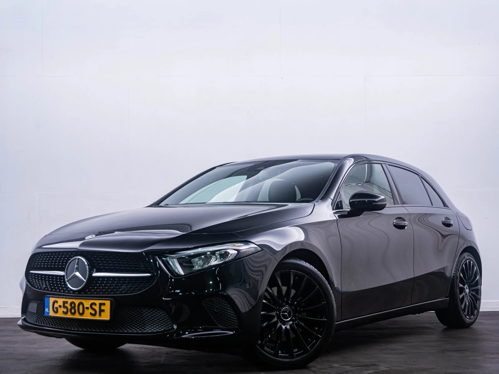 Mercedes-Benz A-Klasse (2019) — foto 1