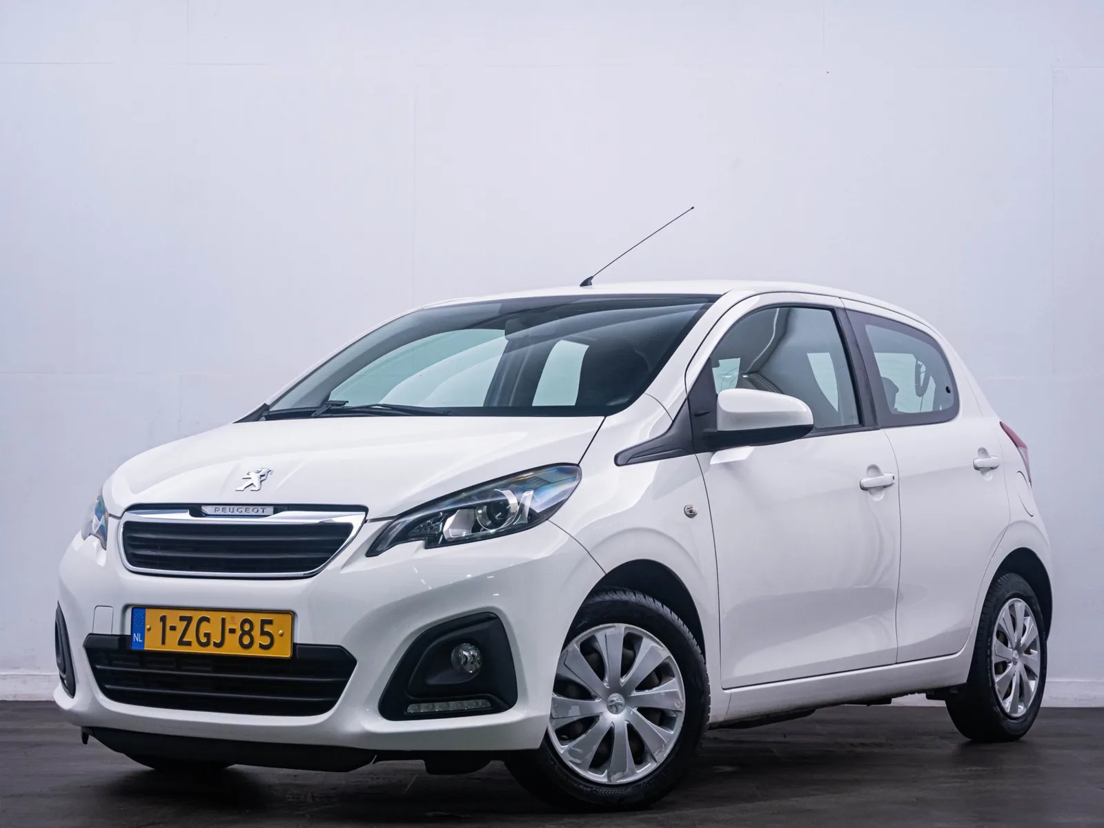 Peugeot 108 (2015) — foto 1