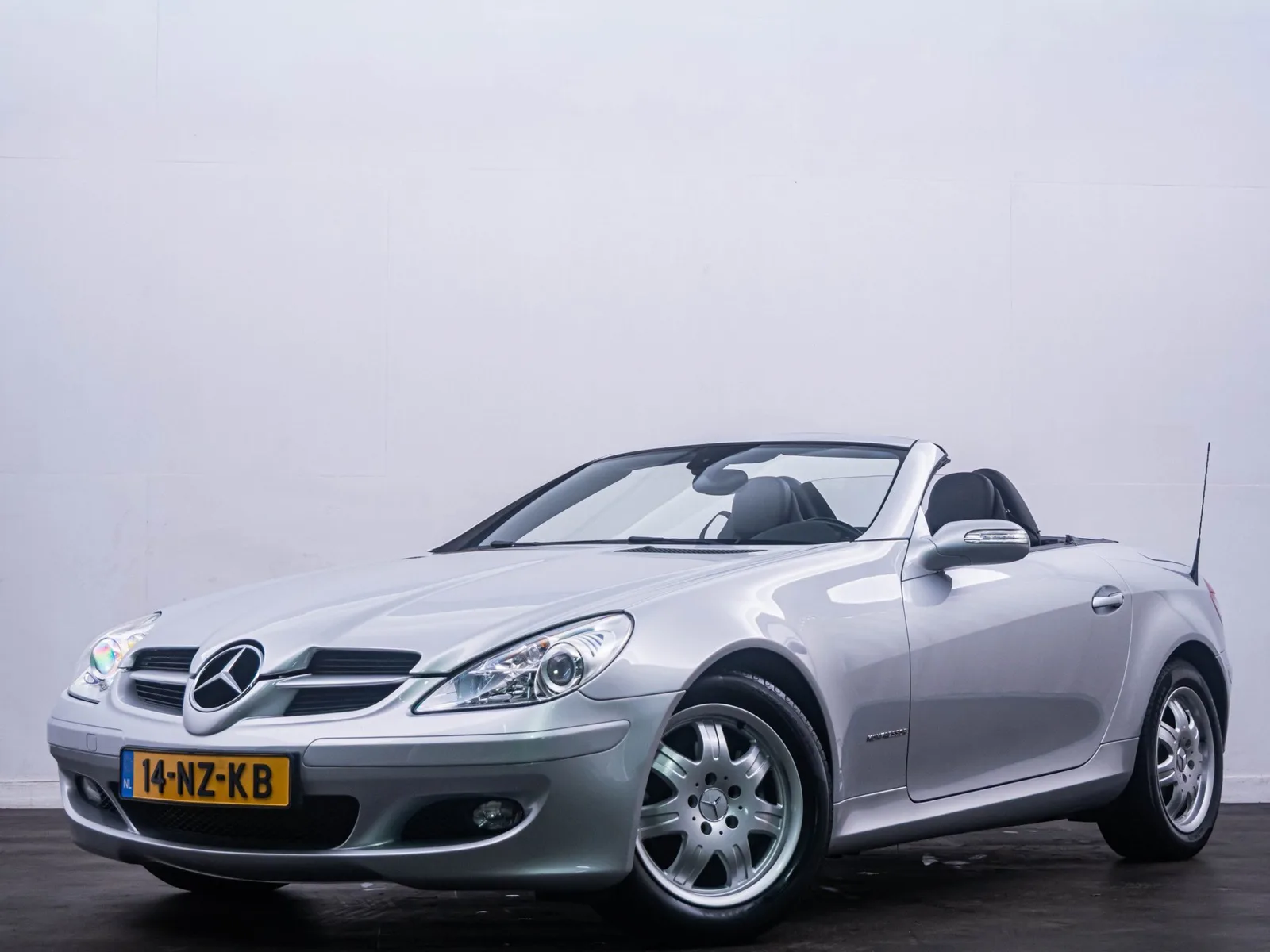 Mercedes-Benz SLK-Klasse (2004) — foto 1