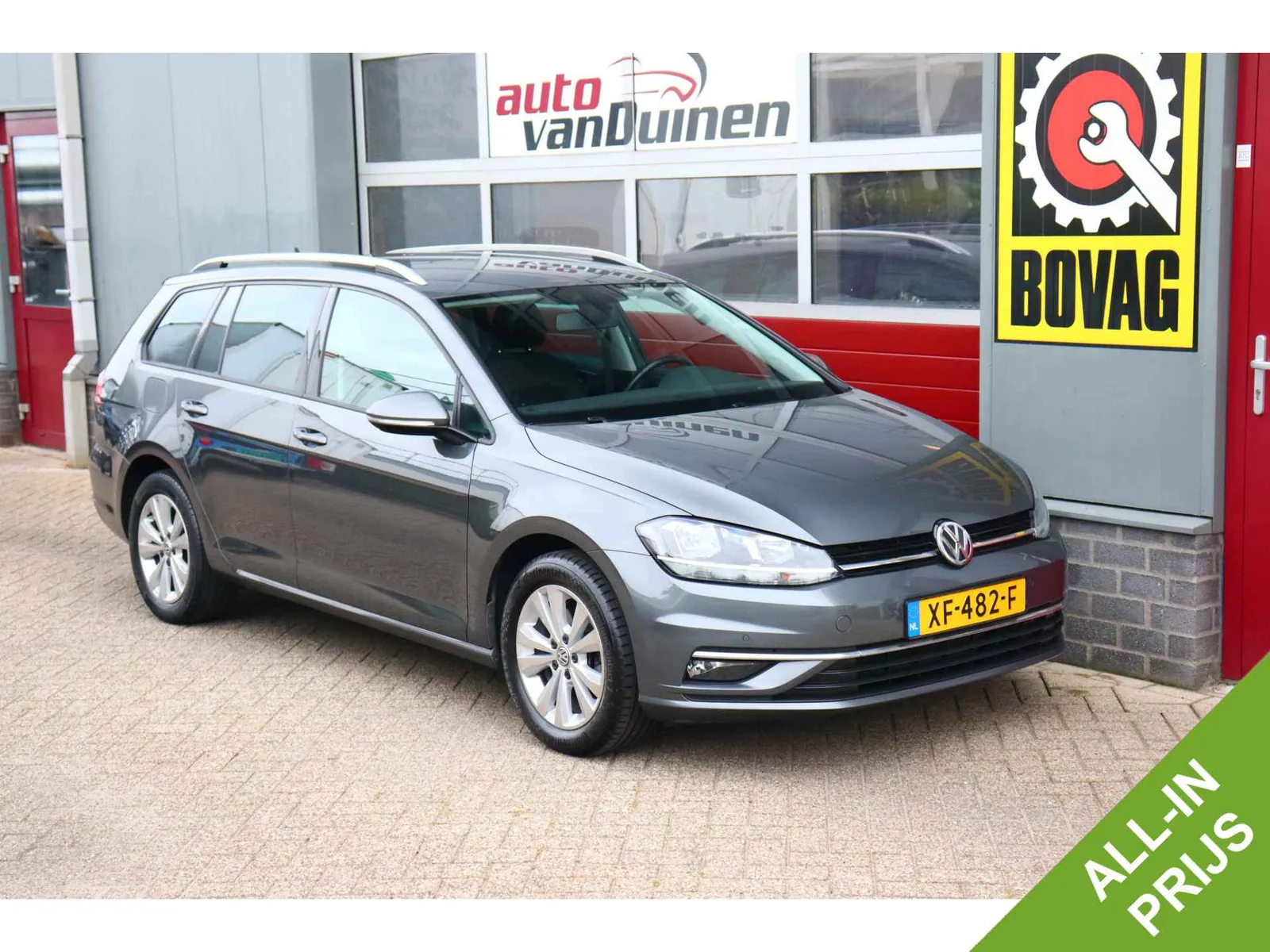 Volkswagen Golf (2019) — foto 1