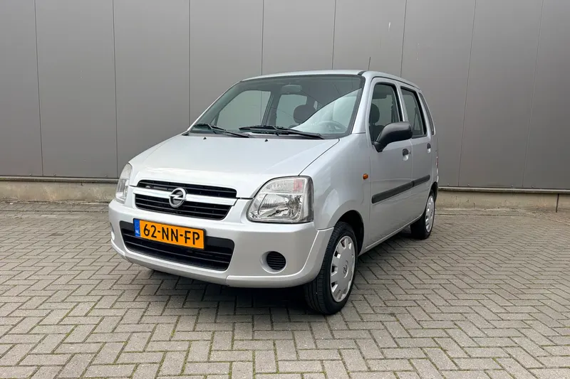 Opel Agila (2004)