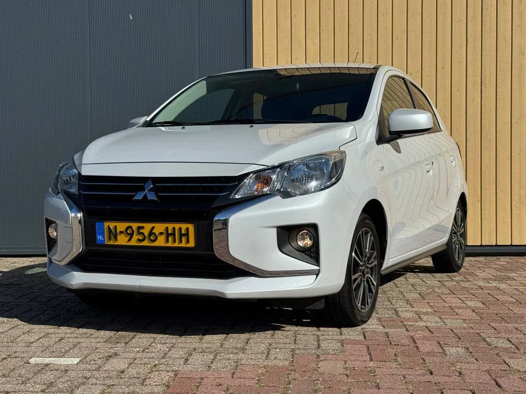 Mitsubishi Space Star (2021) — foto 1