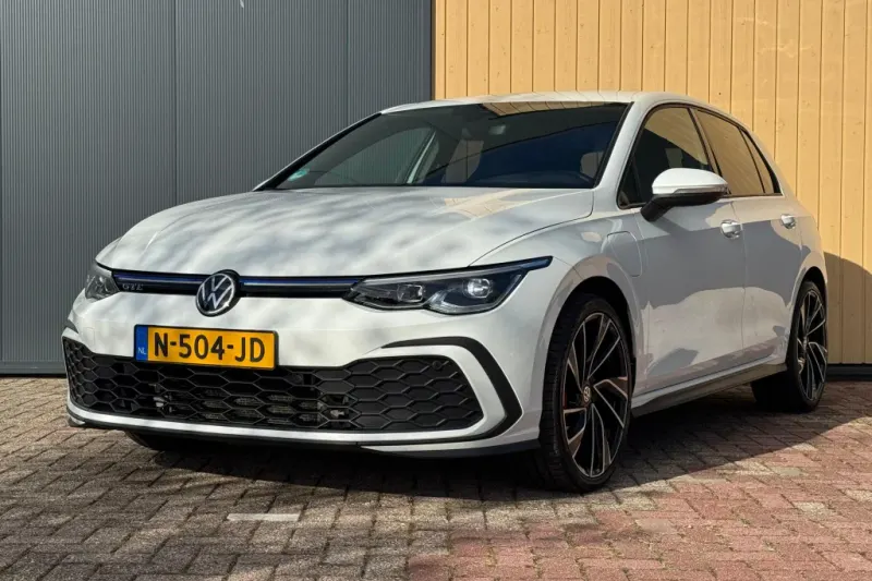 Volkswagen Golf (2020)