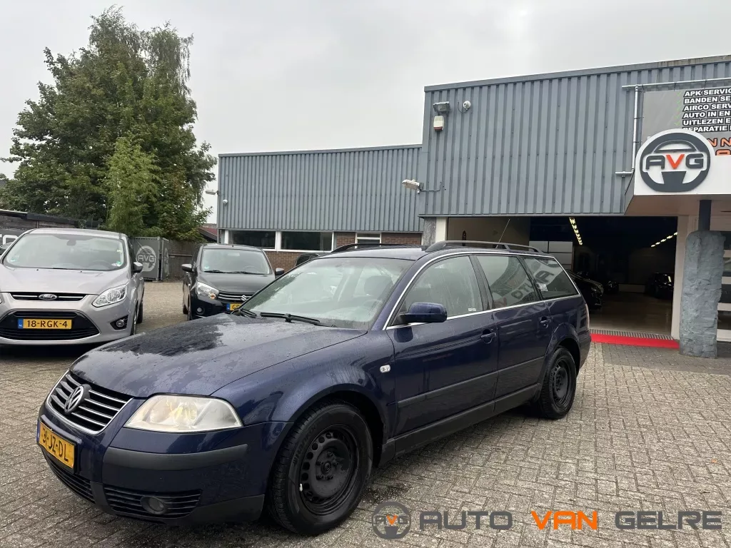 Volkswagen Passat (2002) — foto 1
