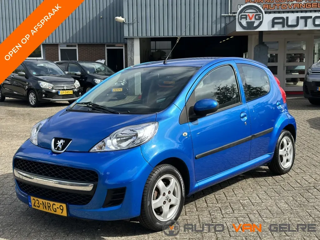 Peugeot 107 (2010) — foto 1