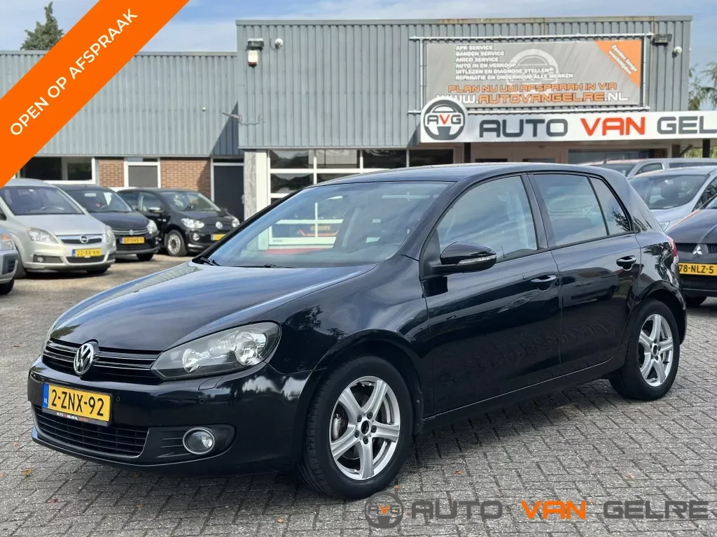 Volkswagen Golf (2009) — foto 1