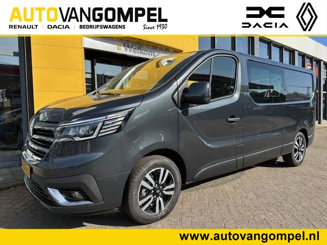 Renault Trafic (2024) — foto 1