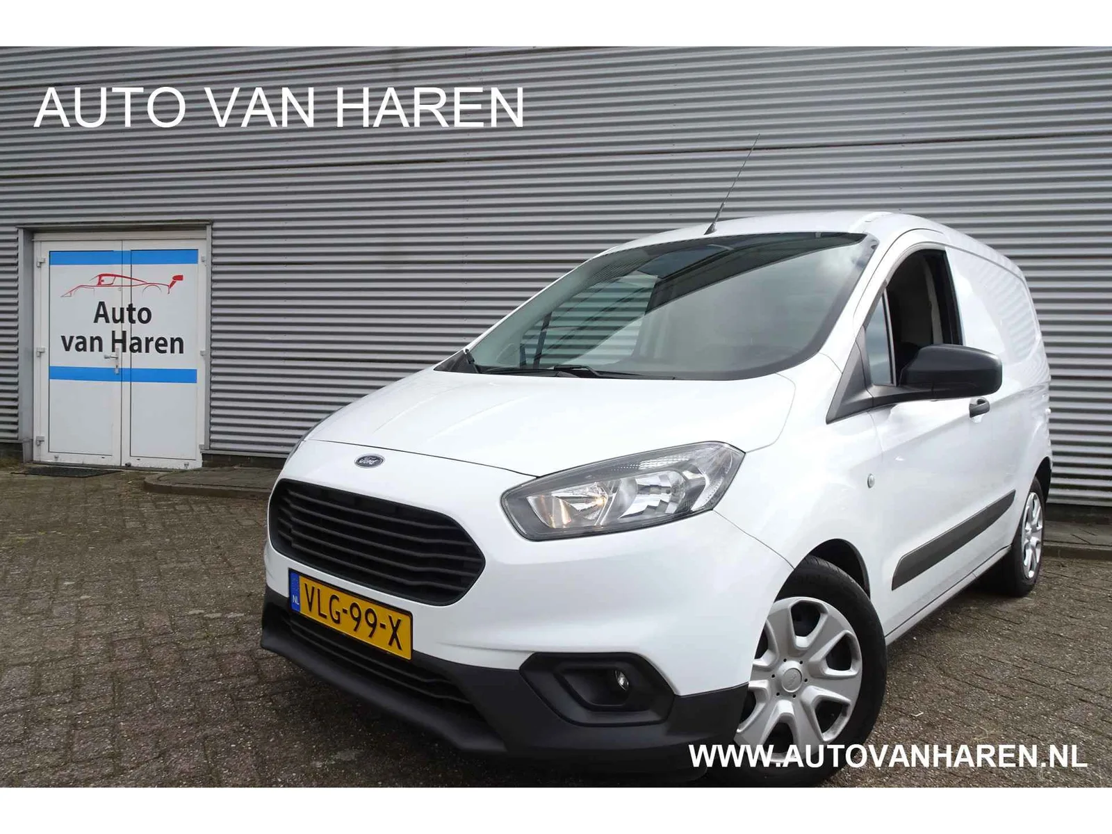 Ford Transit Courier (2021) — foto 1