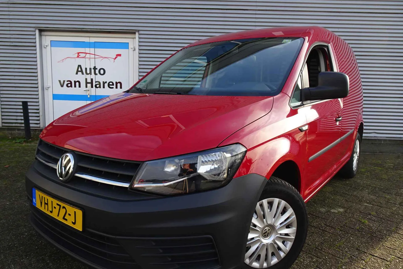 Volkswagen Caddy (2016) — foto 1
